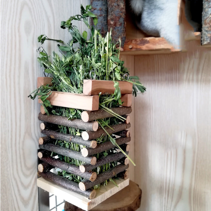 Rabbit Grass Hay Feeder